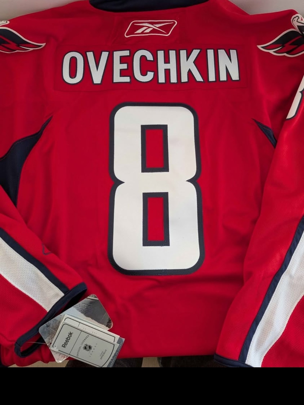 Reebok Men’s Red Washington Ovechkin #8 Hockey Jersey